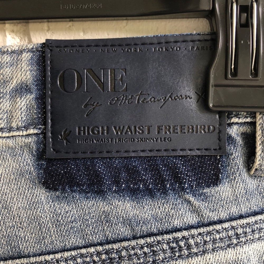 One Teaspoon Hamptons Freebird High Waisted Jeans - Picture 5 of 8